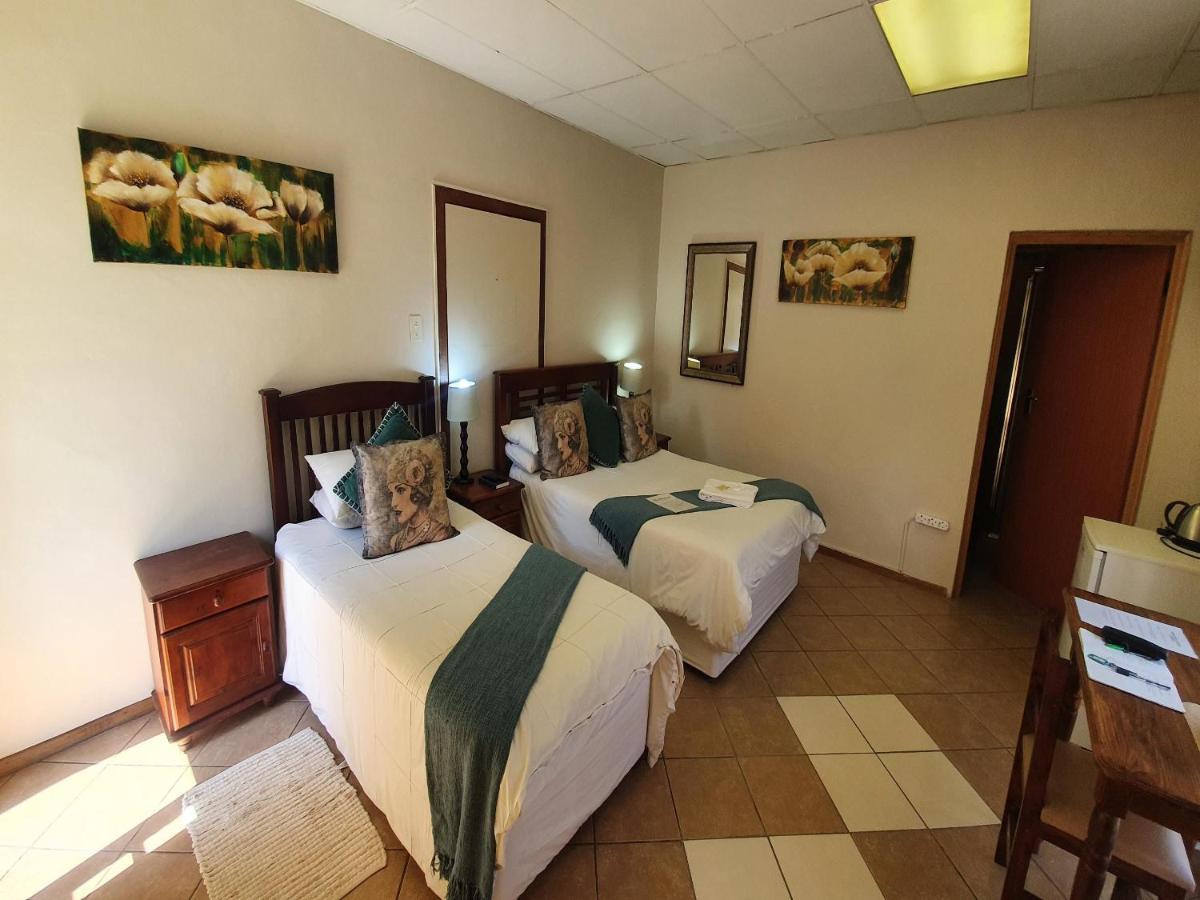 Castello Guesthouse Vryburg Exterior foto