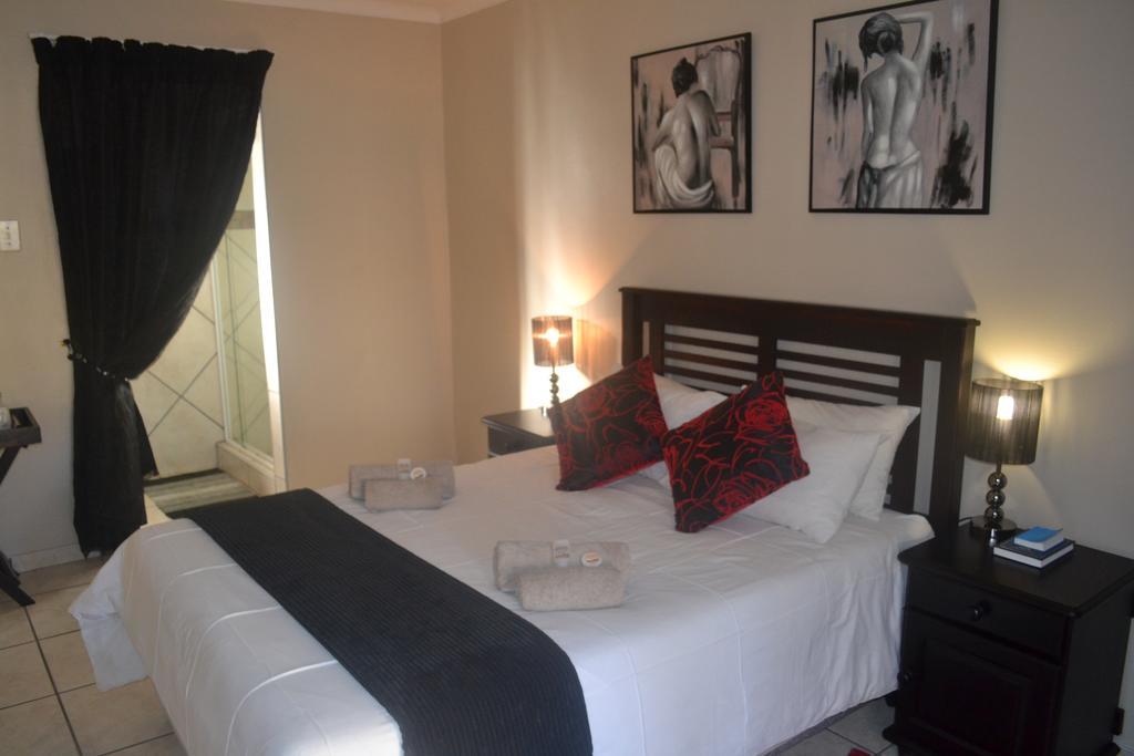 Castello Guesthouse Vryburg Exterior foto