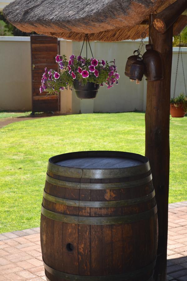 Castello Guesthouse Vryburg Exterior foto