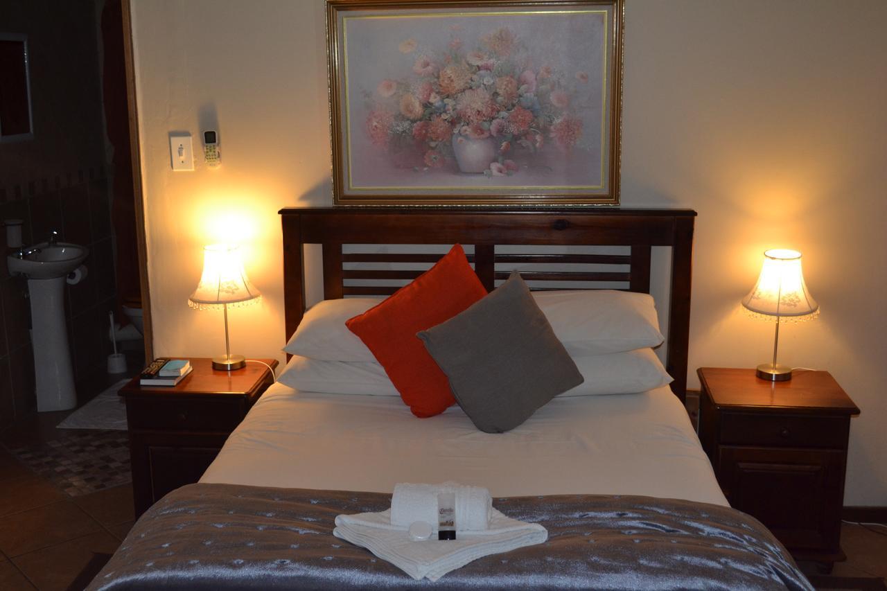 Castello Guesthouse Vryburg Exterior foto