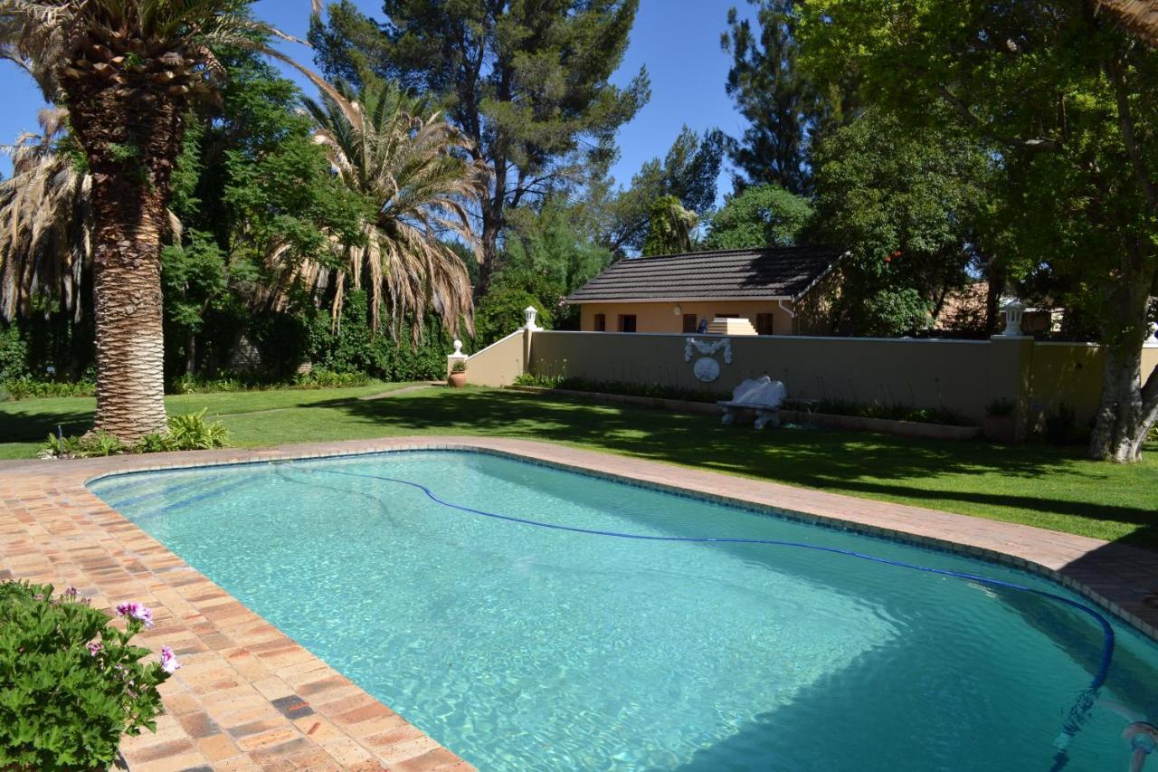 Castello Guesthouse Vryburg Exterior foto